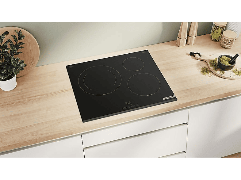 Placa inducción - Bosch PIJ631BB5E, 3 zonas, Zona grande 28 cm, Control TouchSelect, función Sprint, 59.2 cm, Negro — foto 3